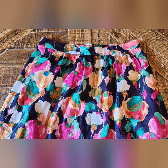 J. CREW Bright Floral A-Line Knee Length Cotton Skirt Size 2 - Picture 3 of 9